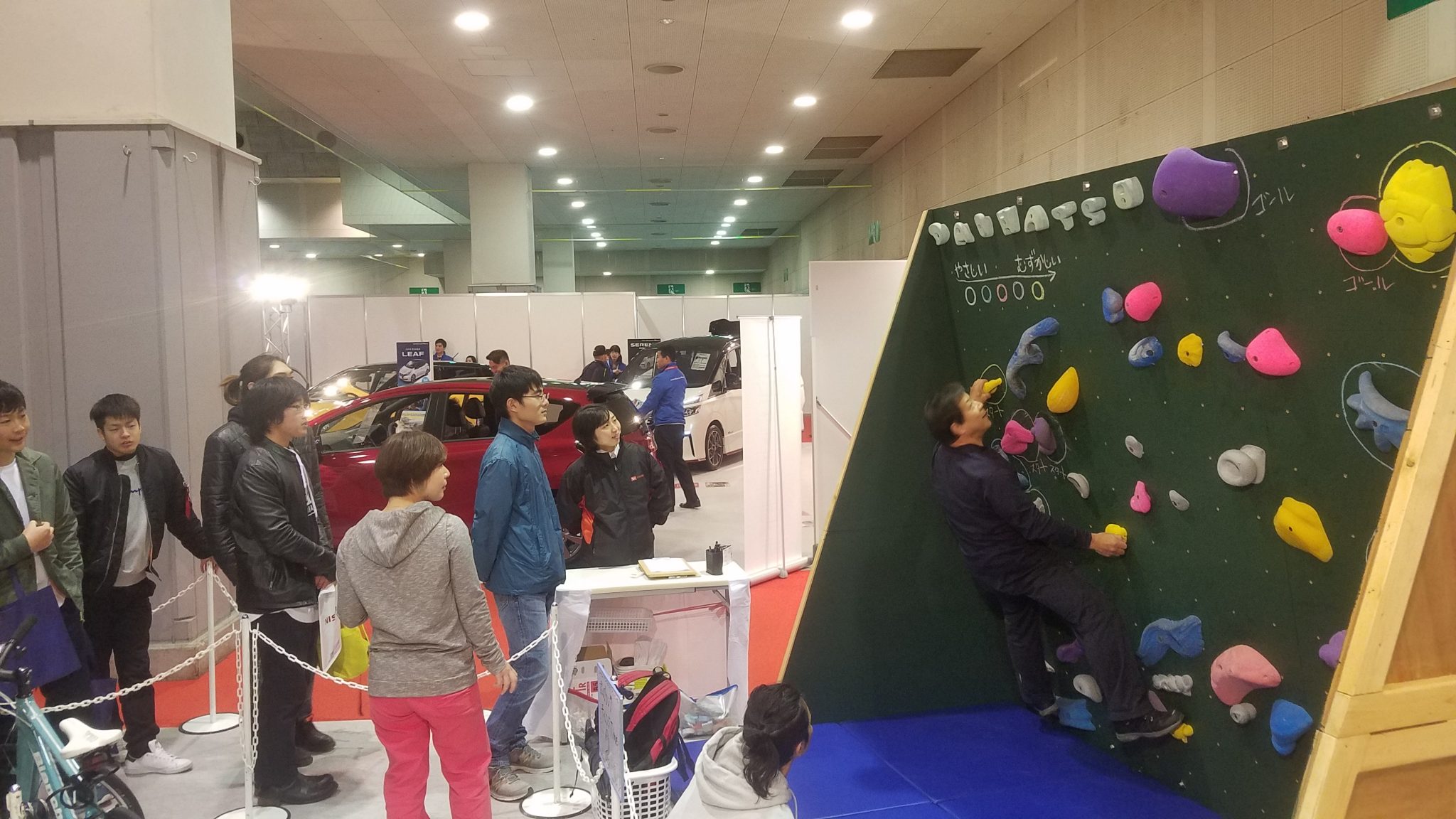 大阪ダイハツ販売ブース